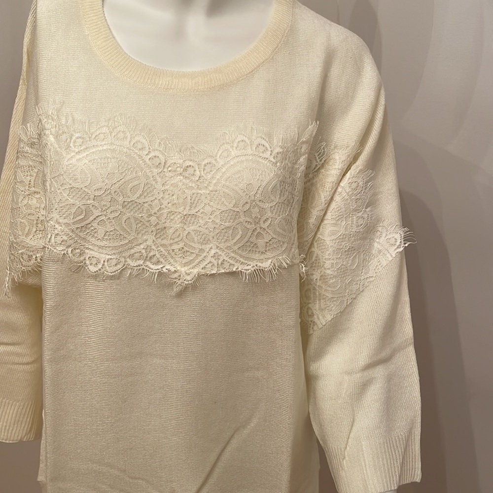 Salon Studio cream lace Sweater Cardigan M